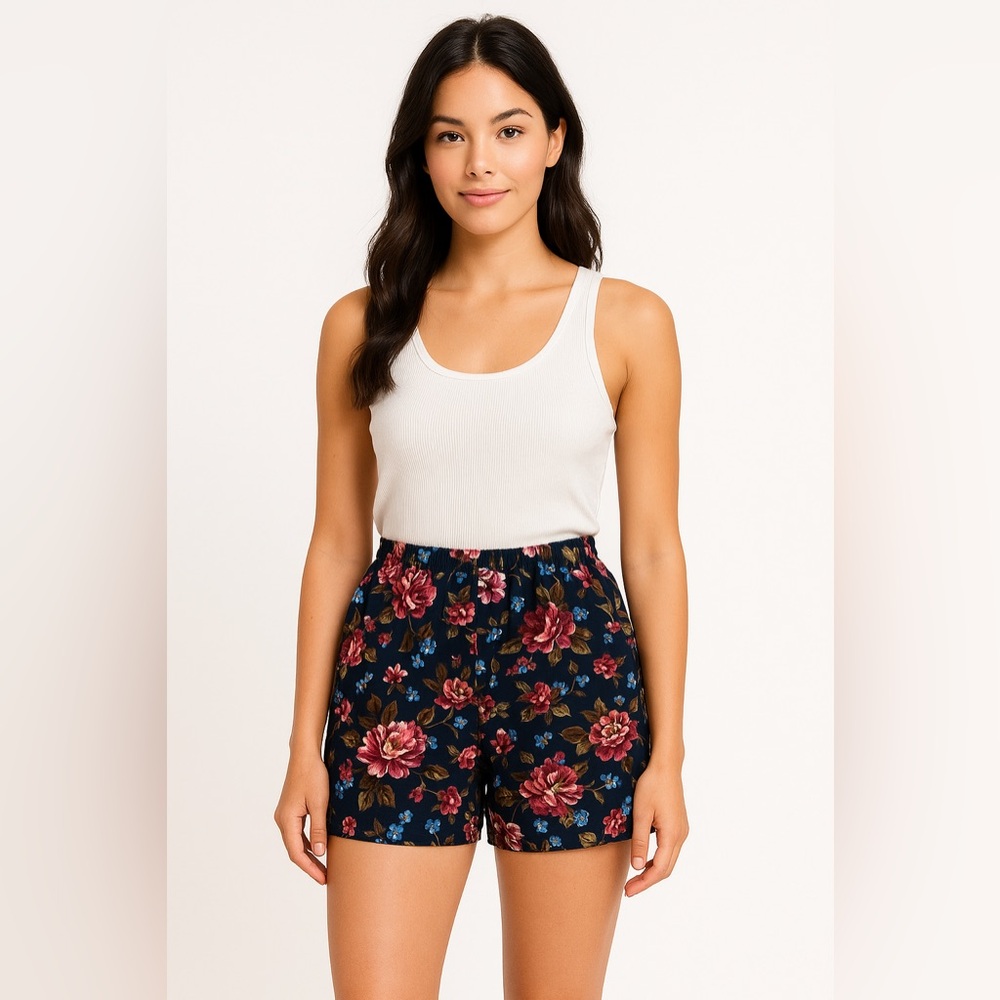 Vtg. 90s high waist floral mom shorts